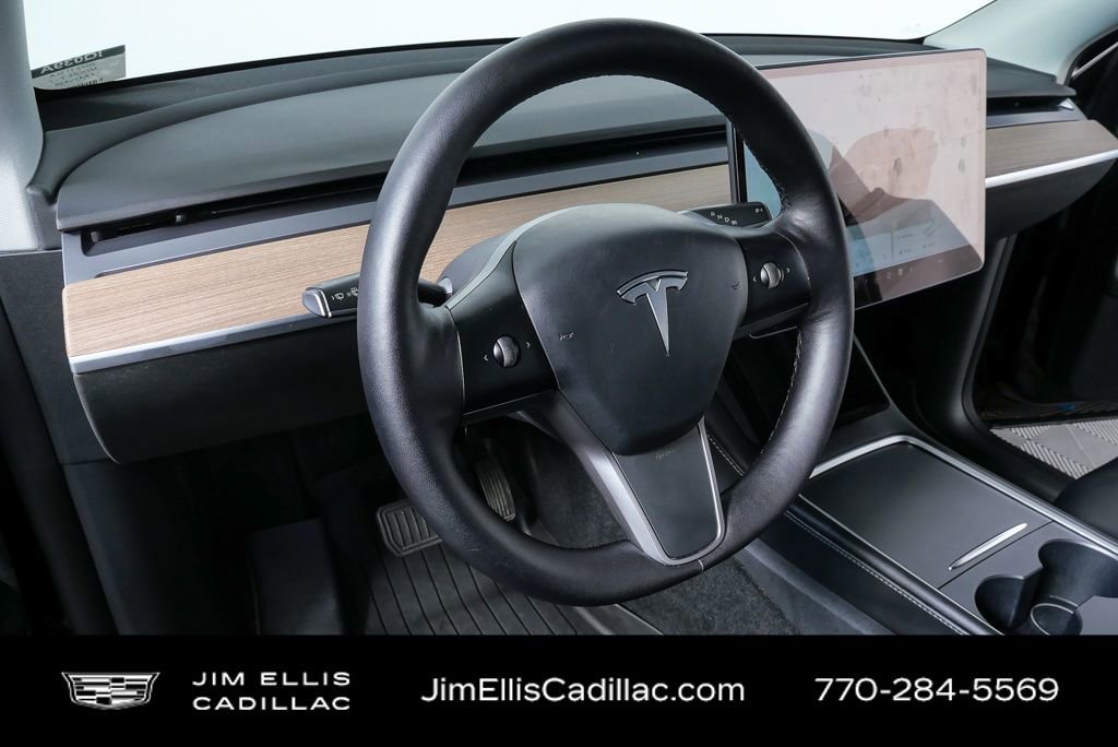 Used 2022 Tesla Model Y Long Range image 35
