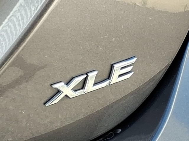 Certified 2023 Toyota Camry XLE FWD image 28