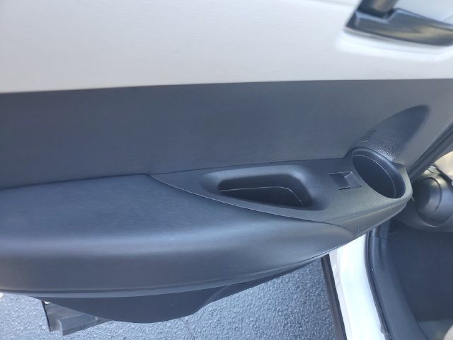 Used 2022 Toyota Corolla Cross LE FWD image 16
