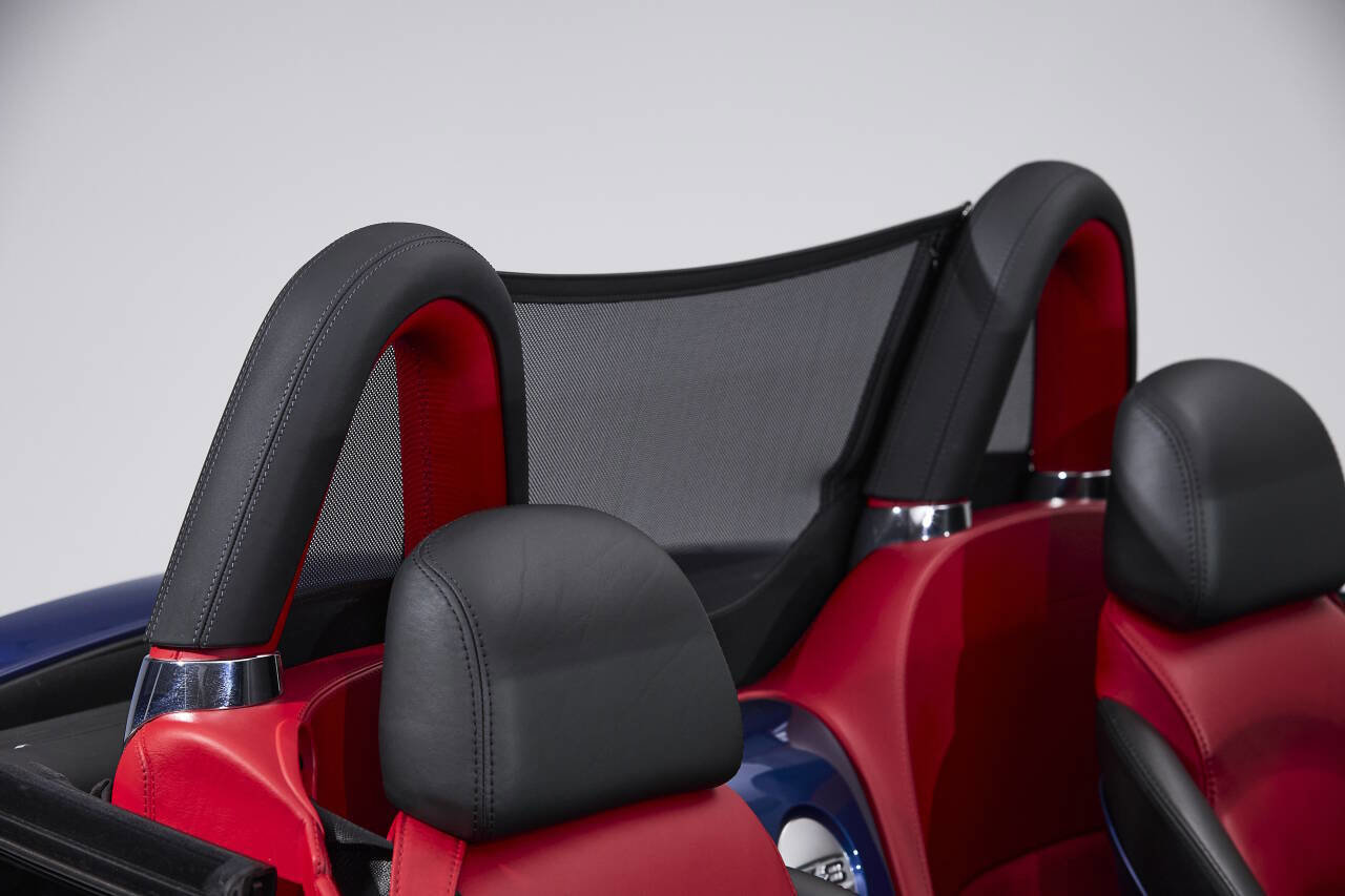 Used 2002 BMW Z8 image 32