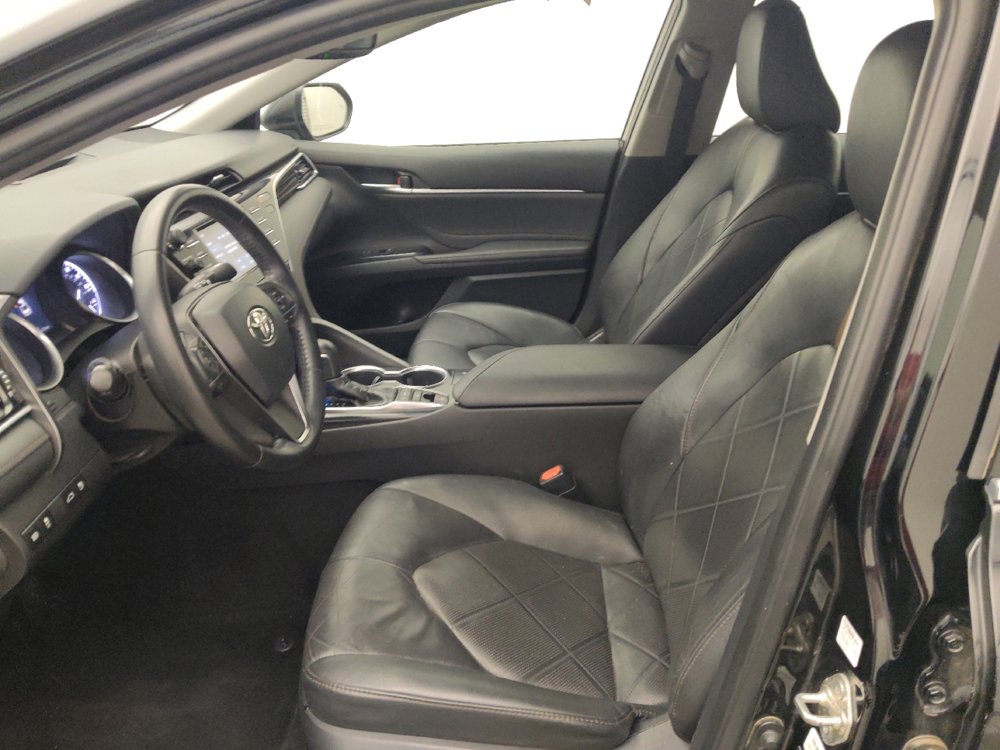 Used 2018 Toyota Camry XLE FWD image 17