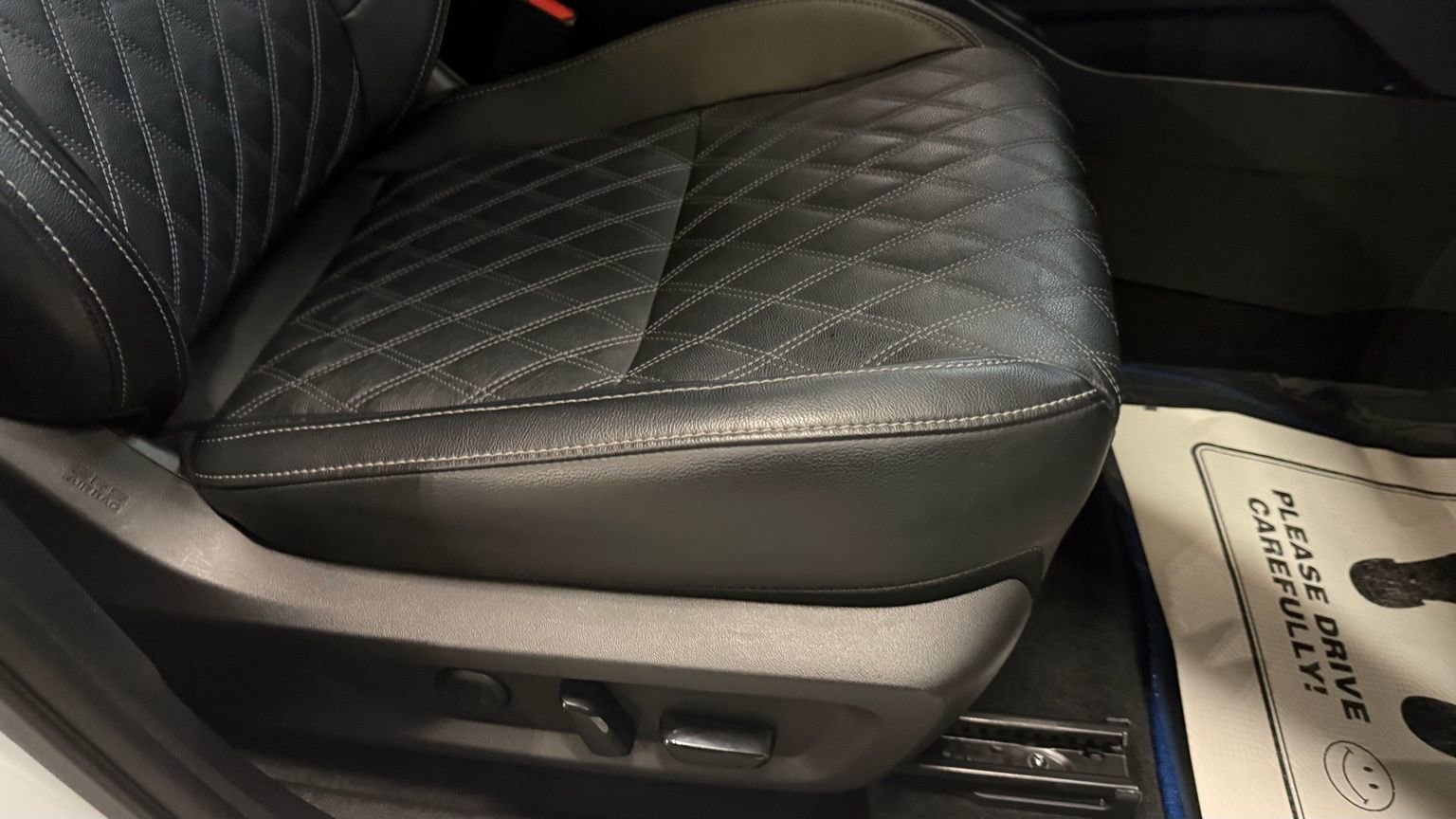 Used 2024 Mitsubishi Outlander SEL image 29