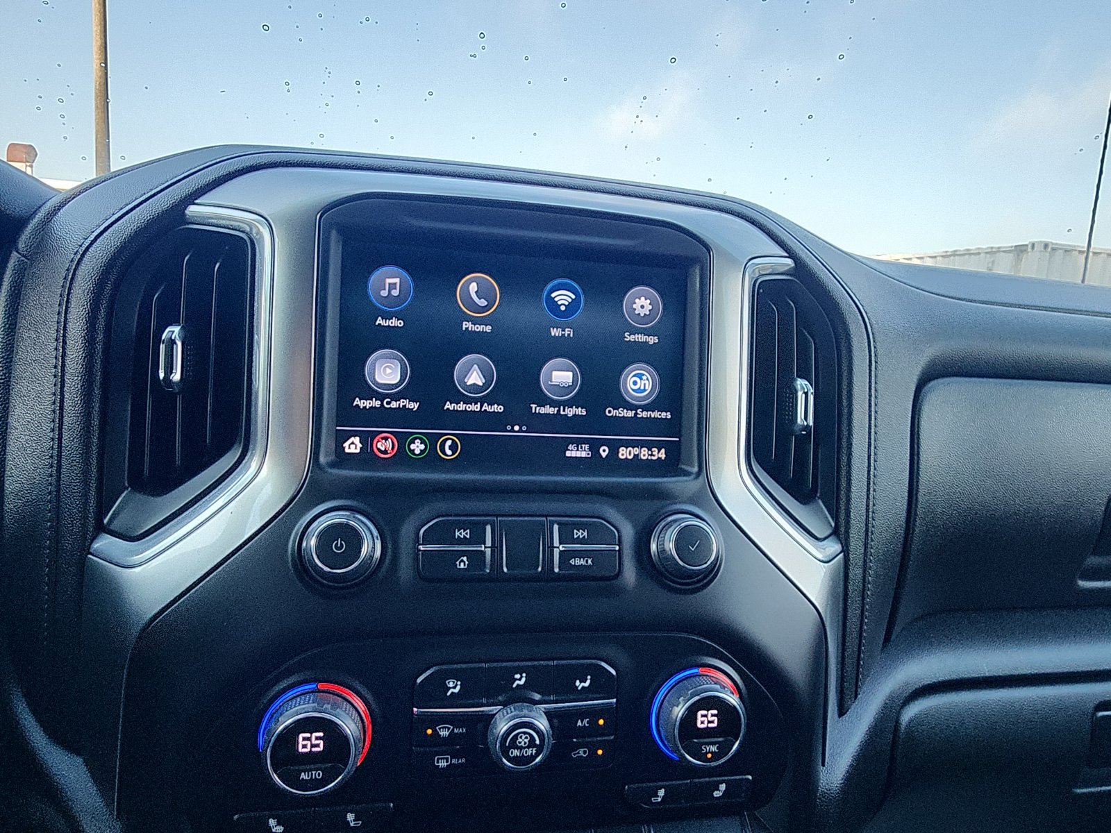 Used 2022 Chevrolet Silverado 1500 LT AWD/4WD image 14