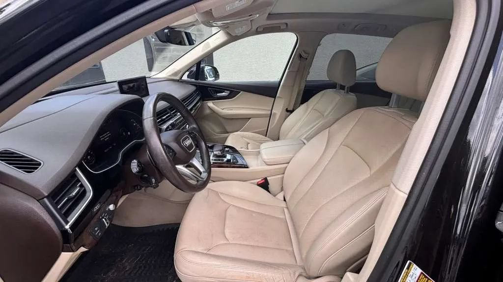 Used 2018 Audi Q7 3.0T Prestige w/ Prestige Package AWD/4WD image 9