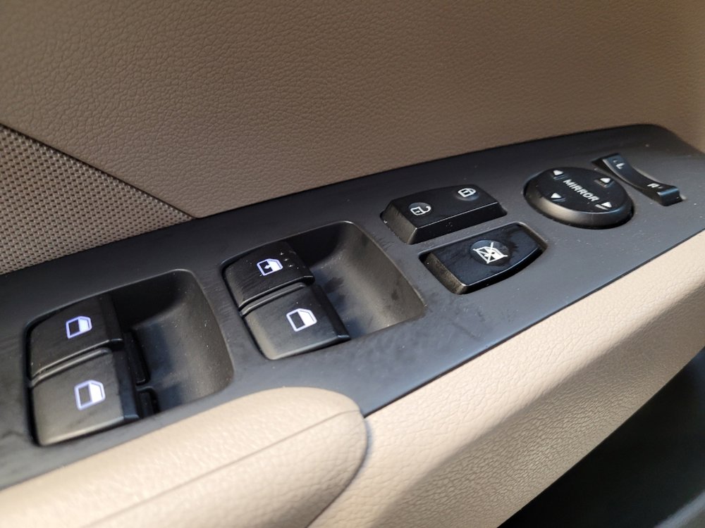 Used 2018 Hyundai Accent SE image 27