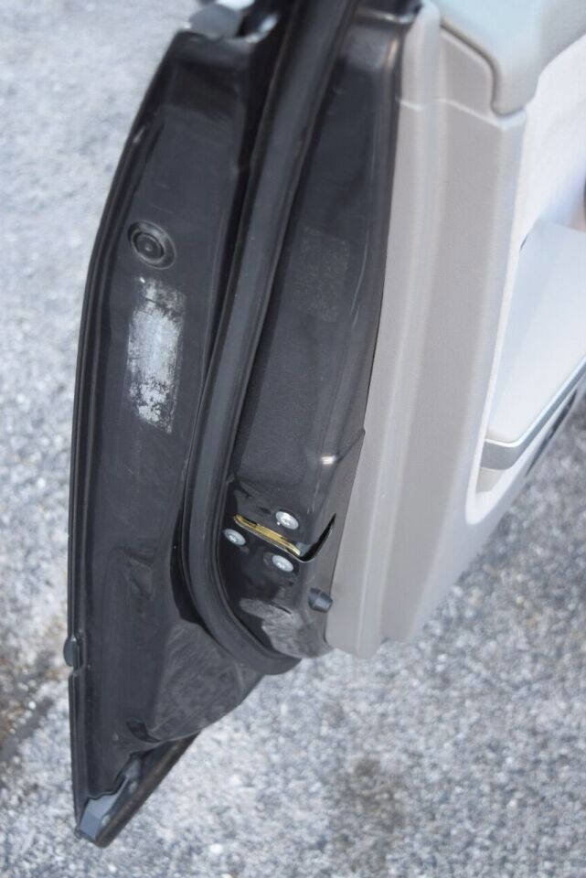 Used 2005 Nissan Maxima 3.5 SE image 27