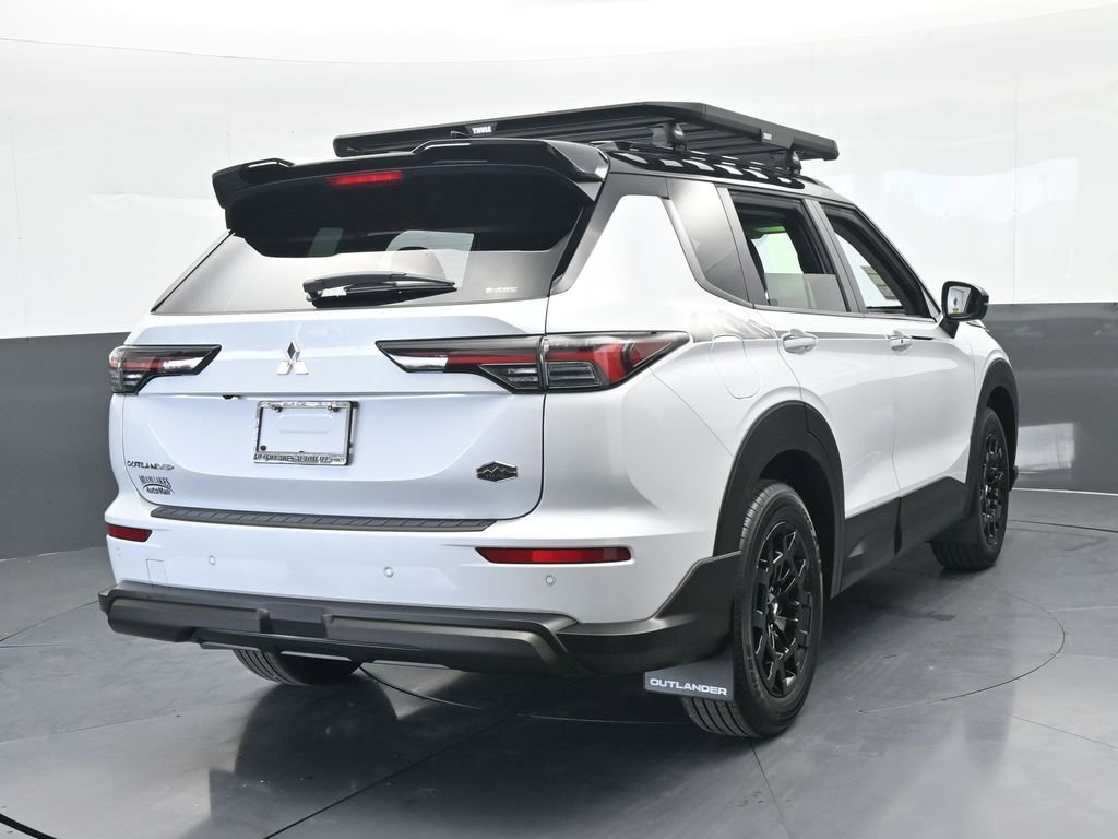 New 2026 Mitsubishi Outlander Trail Edition image 5