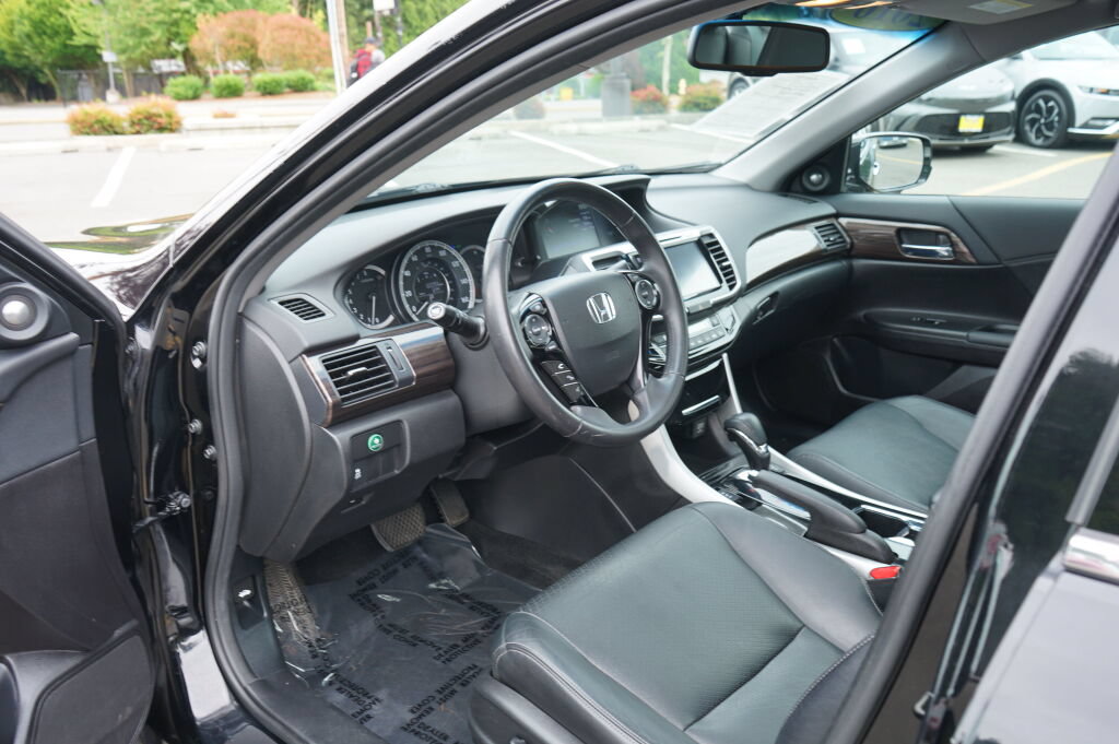 Used 2016 Honda Accord EX-L image 12