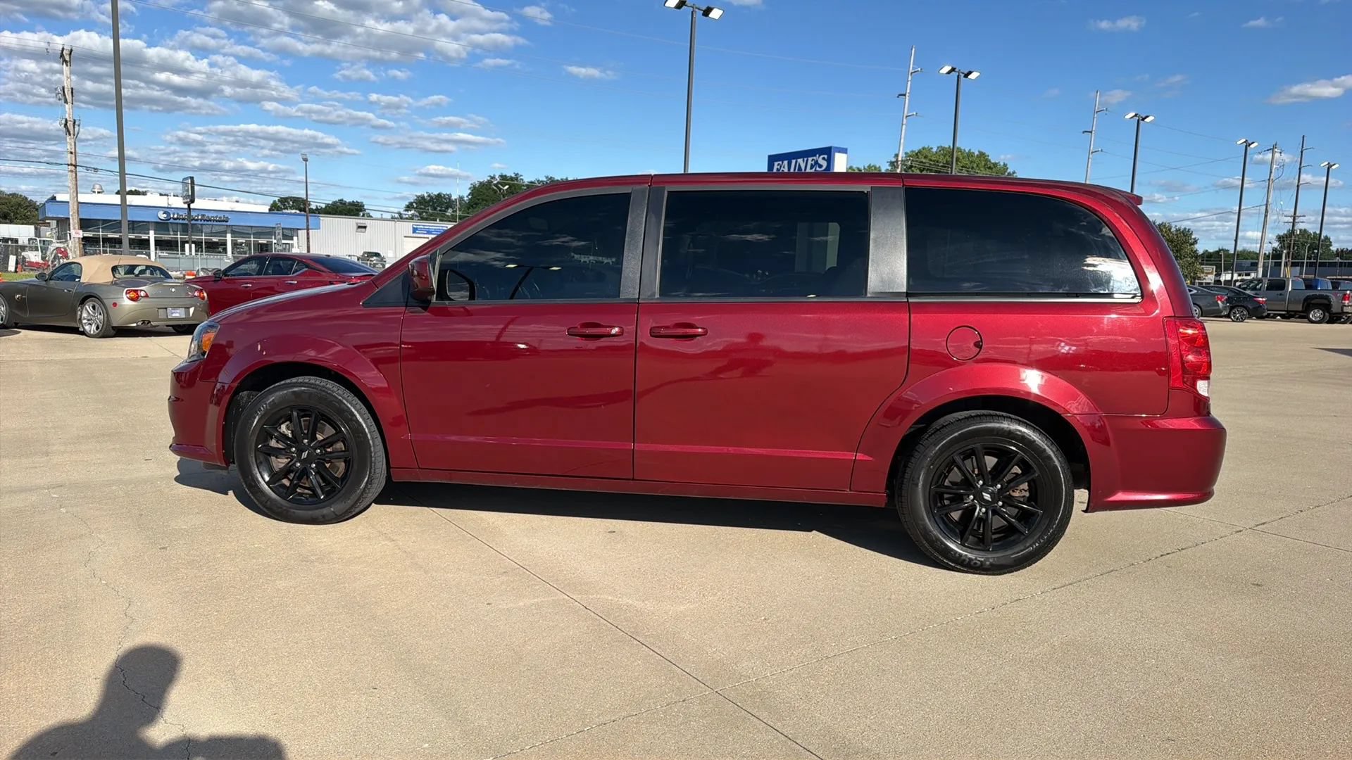 Used 2020 Dodge Grand Caravan GT FWD image 9