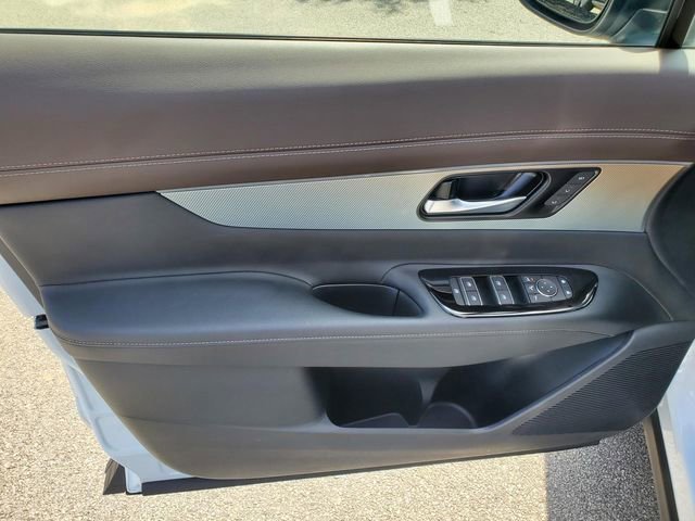 Certified 2025 Nissan Murano Platinum w/ Cargo Package AWD/4WD image 17