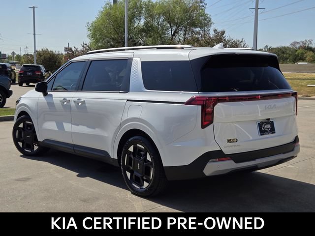 Certified 2026 Kia Carnival EX FWD image 4