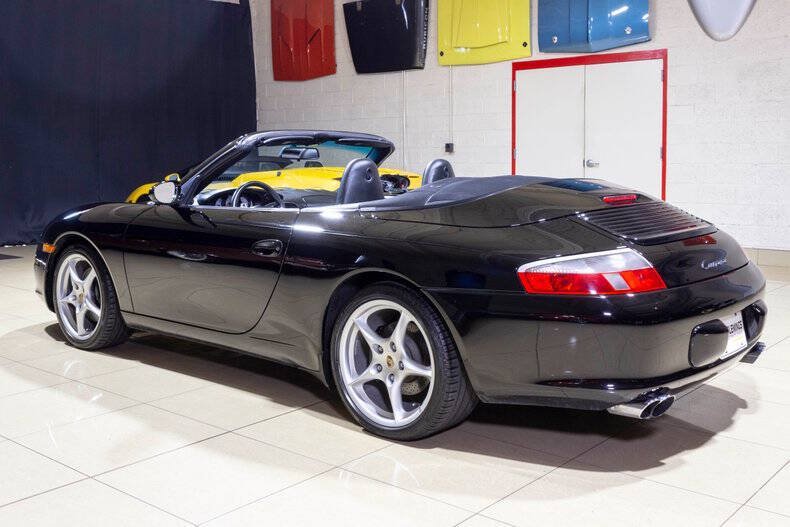 Used 2004 Porsche 911 Carrera RWD image 11