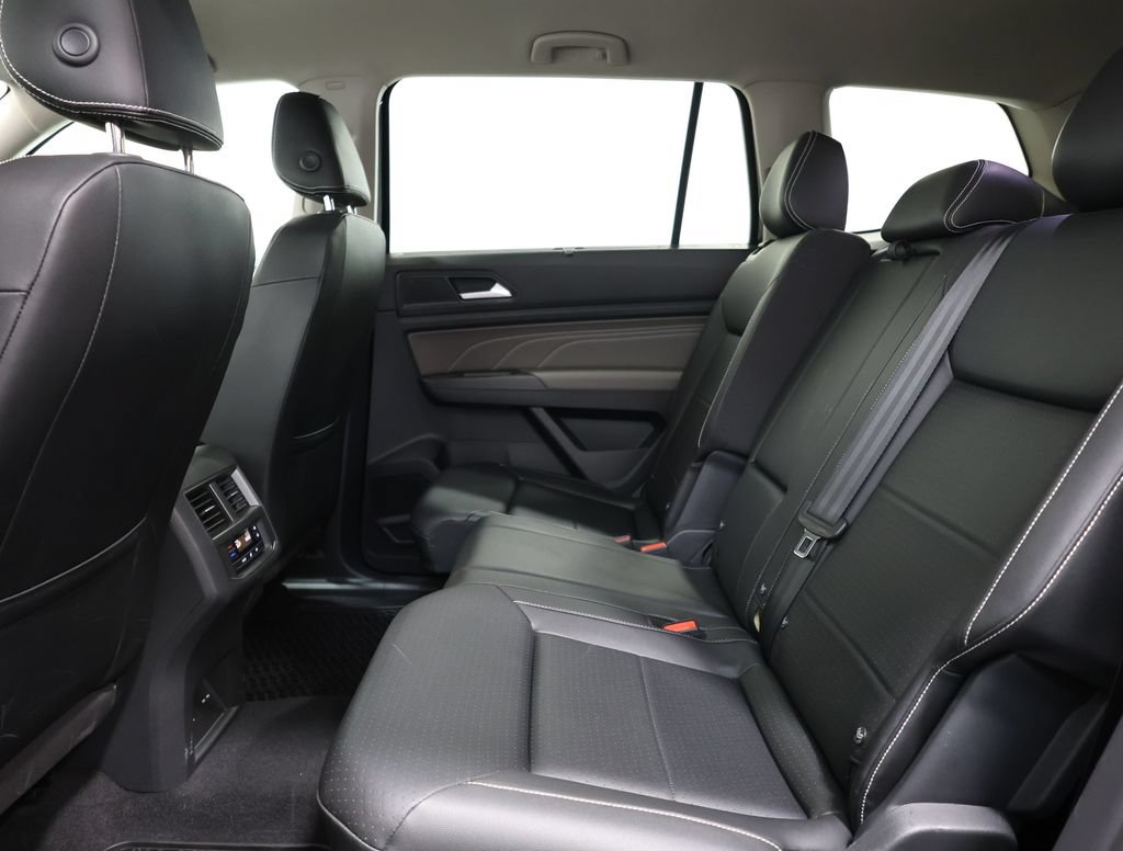 Certified 2023 Volkswagen Atlas SE w/ Black Wheel Package AWD/4WD image 24