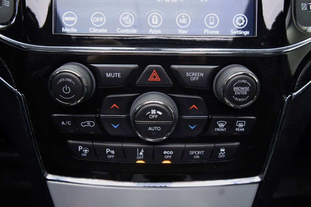 Used 2021 Jeep Grand Cherokee Summit w/ Platinum Series Group image 37