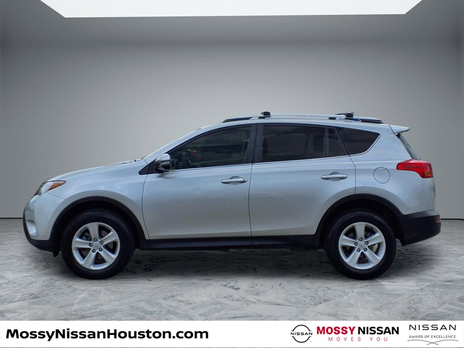 Used 2013 Toyota RAV4 XLE image 5