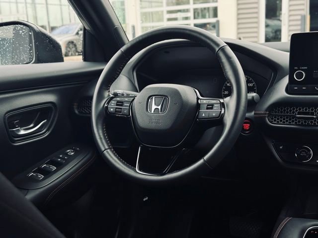 Used 2024 Honda HR-V Sport image 20