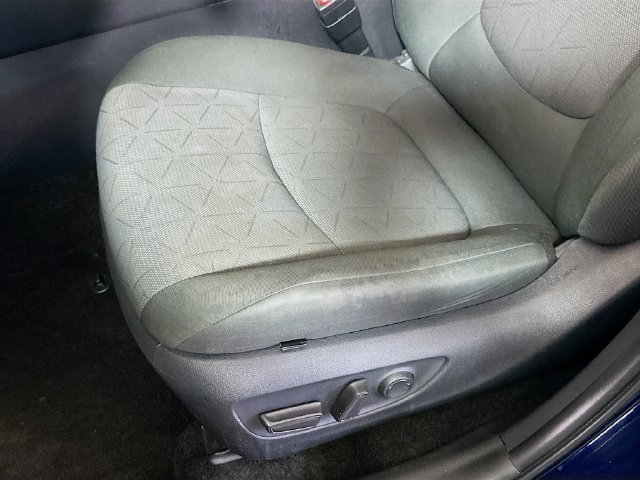 Certified 2025 Toyota RAV4 XLE FWD image 22