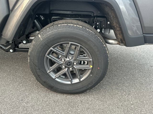 New 2026 Jeep Gladiator Sport image 21