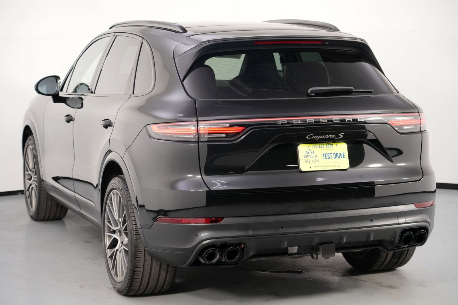 Used 2023 Porsche Cayenne S Platinum image 51