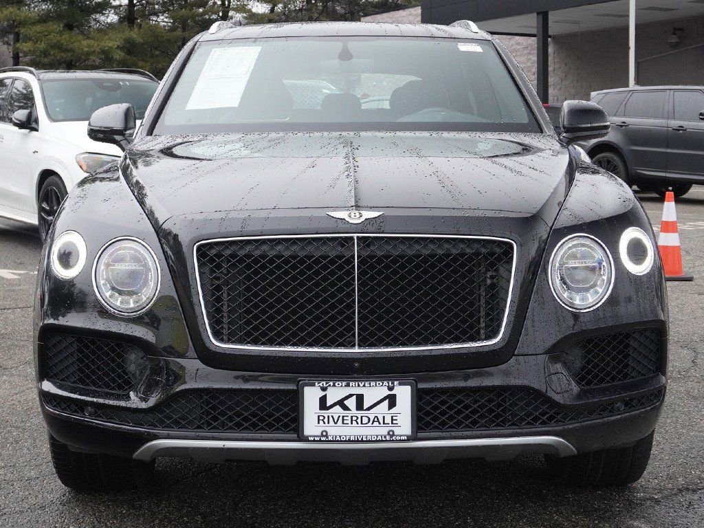 Used 2019 Bentley Bentayga image 11