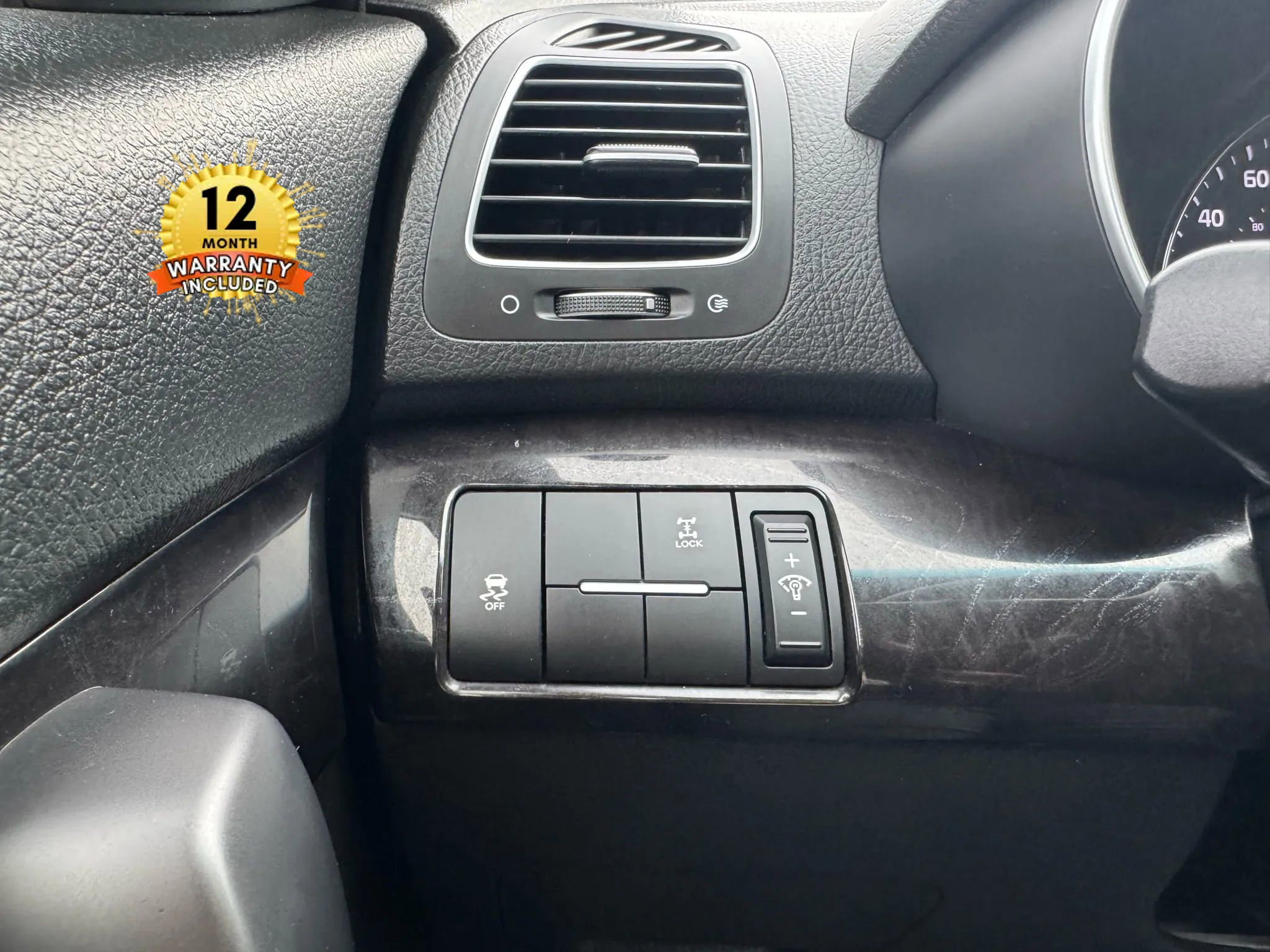 Used 2015 Kia Sorento LX image 28