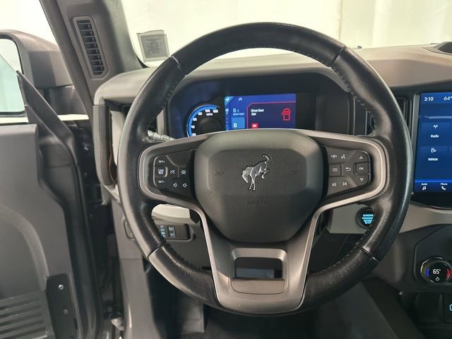 Used 2023 Ford Bronco Badlands image 5