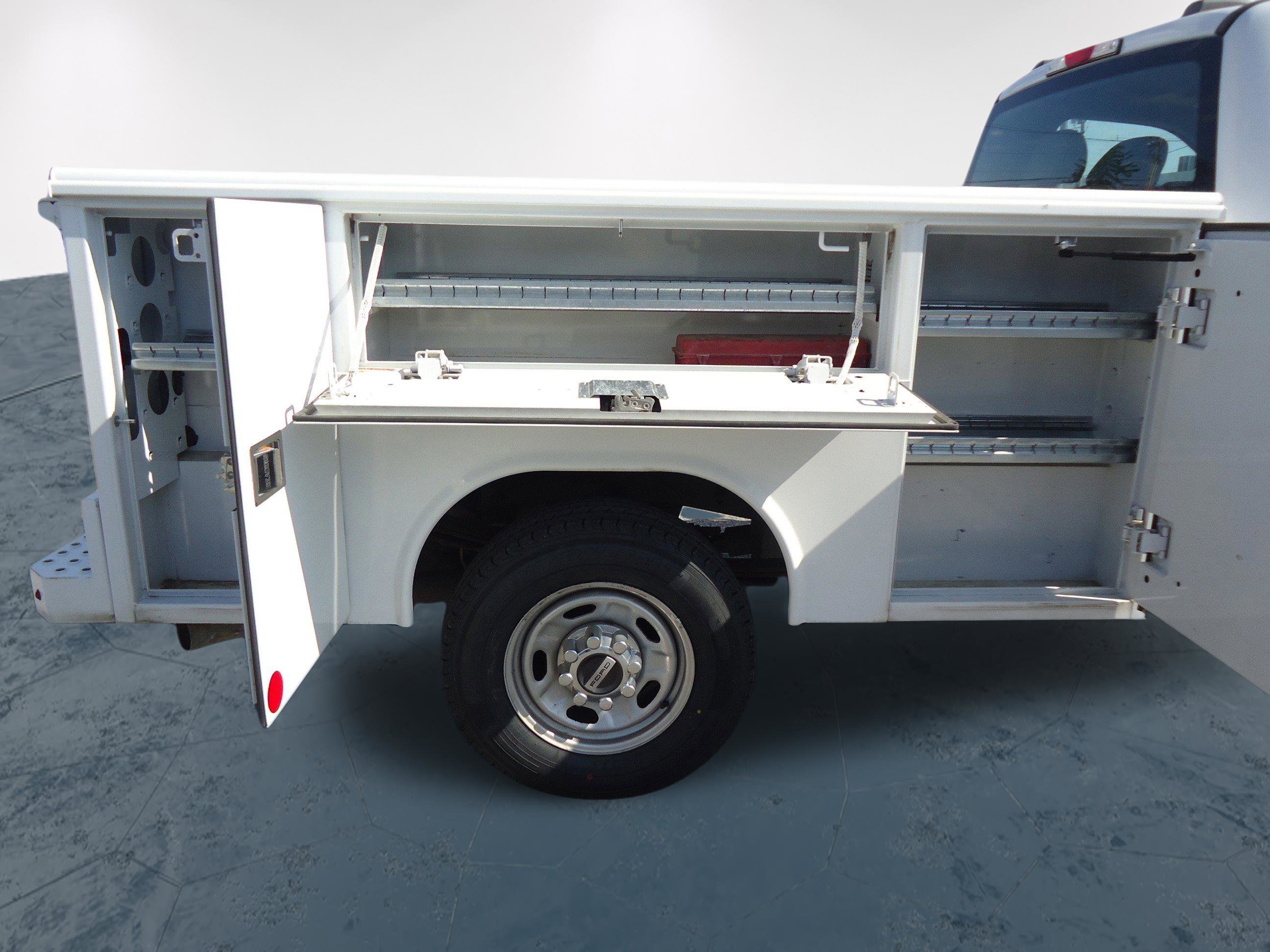Used 2020 Ford F250 XL w/ Power Equipment Group image 11