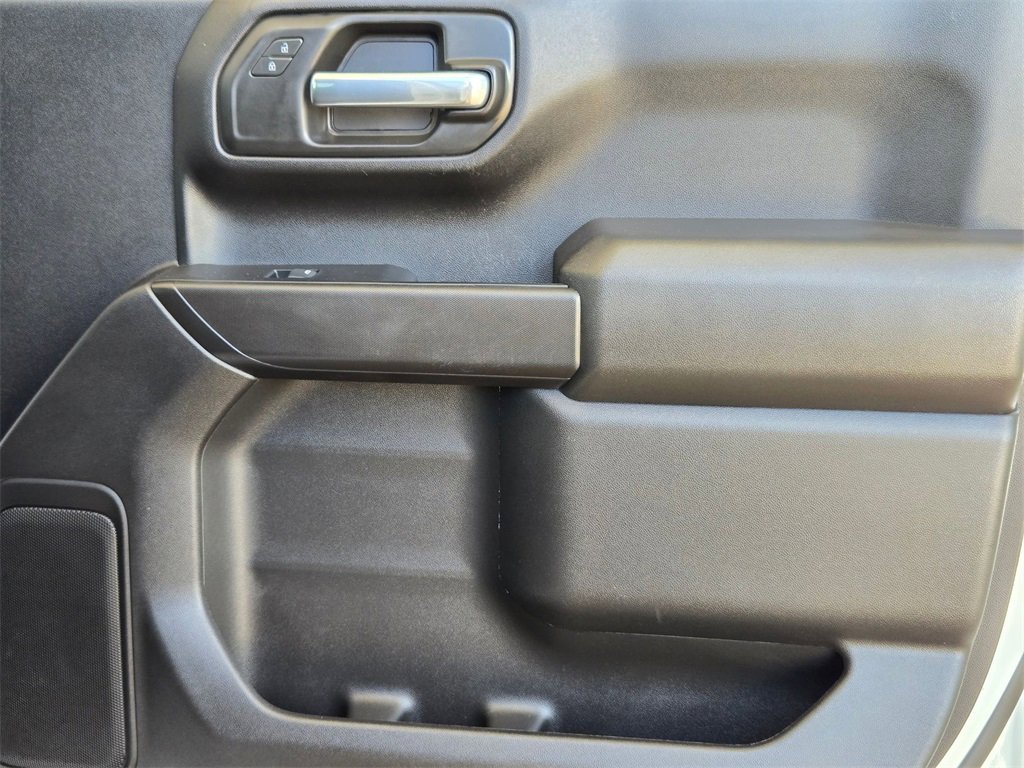 Used 2024 Chevrolet Silverado 1500 Custom image 26