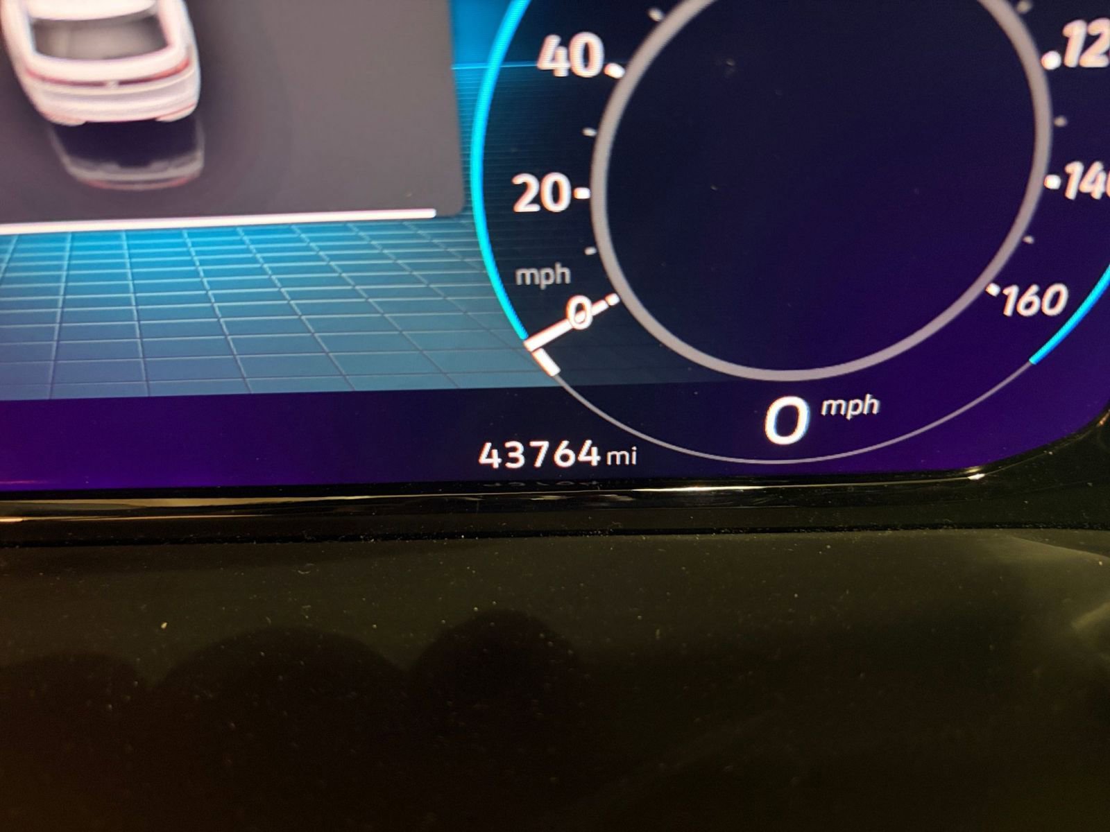 Used 2025 Volkswagen Atlas Cross Sport SE image 40