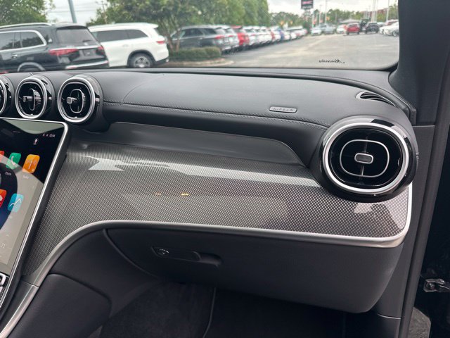 Used 2026 Mercedes-Benz GLC 300 4MATIC image 36