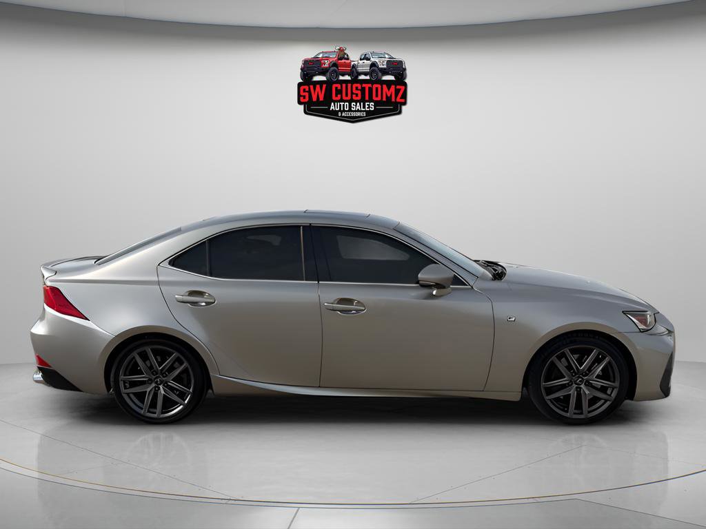 Used 2019 Lexus IS 300 F Sport image 8