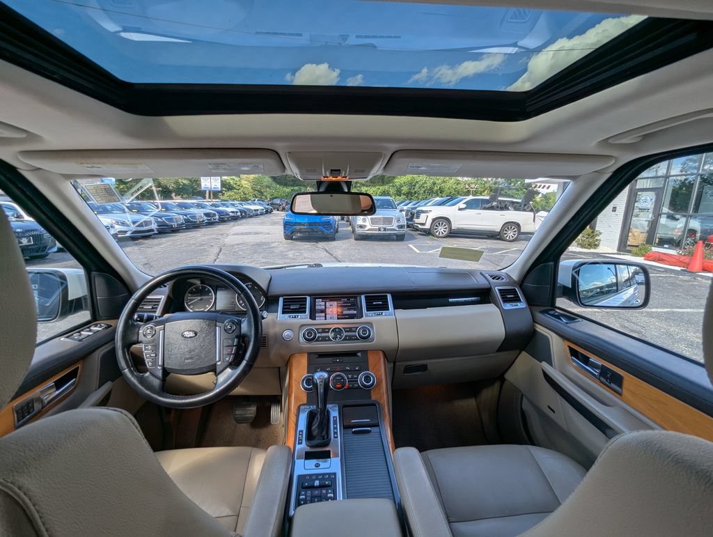 Used 2013 Land Rover Range Rover Sport HSE AWD/4WD image 37