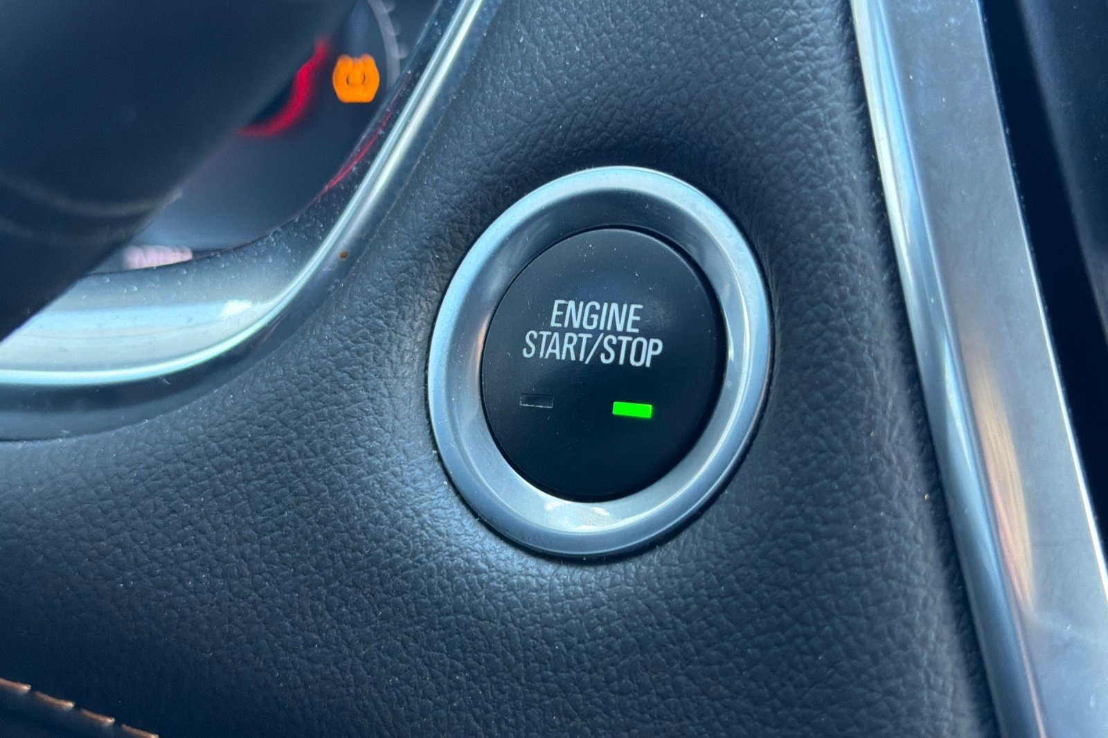 Used 2020 Chevrolet Traverse LS image 29