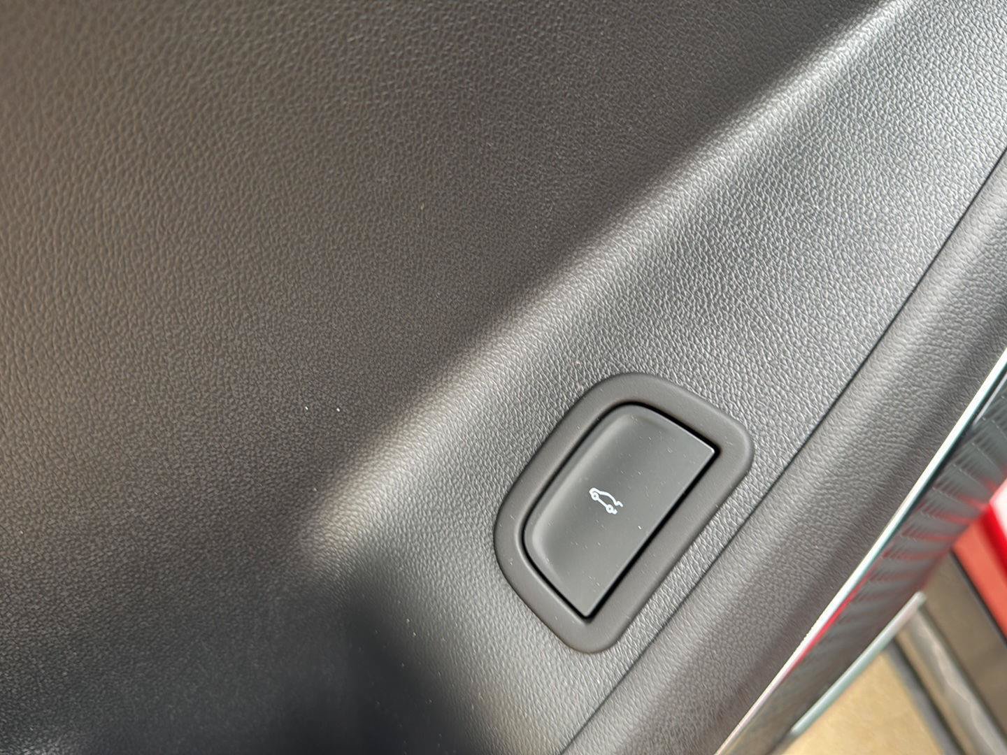 New 2026 GMC Acadia Elevation FWD image 14