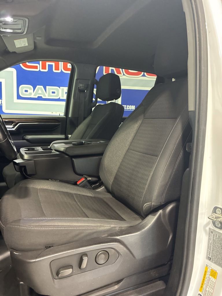 Used 2024 Chevrolet Silverado 3500 LT w/ Safety Package AWD/4WD image 14