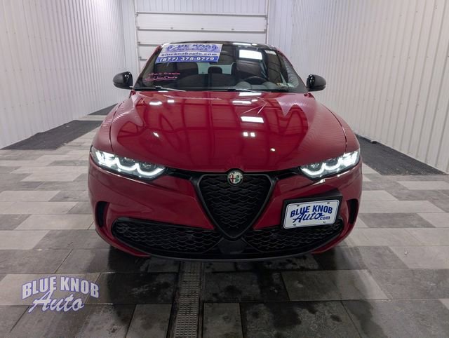 Used 2024 Alfa Romeo Tonale Veloce w/ Premium Interior Package image 6