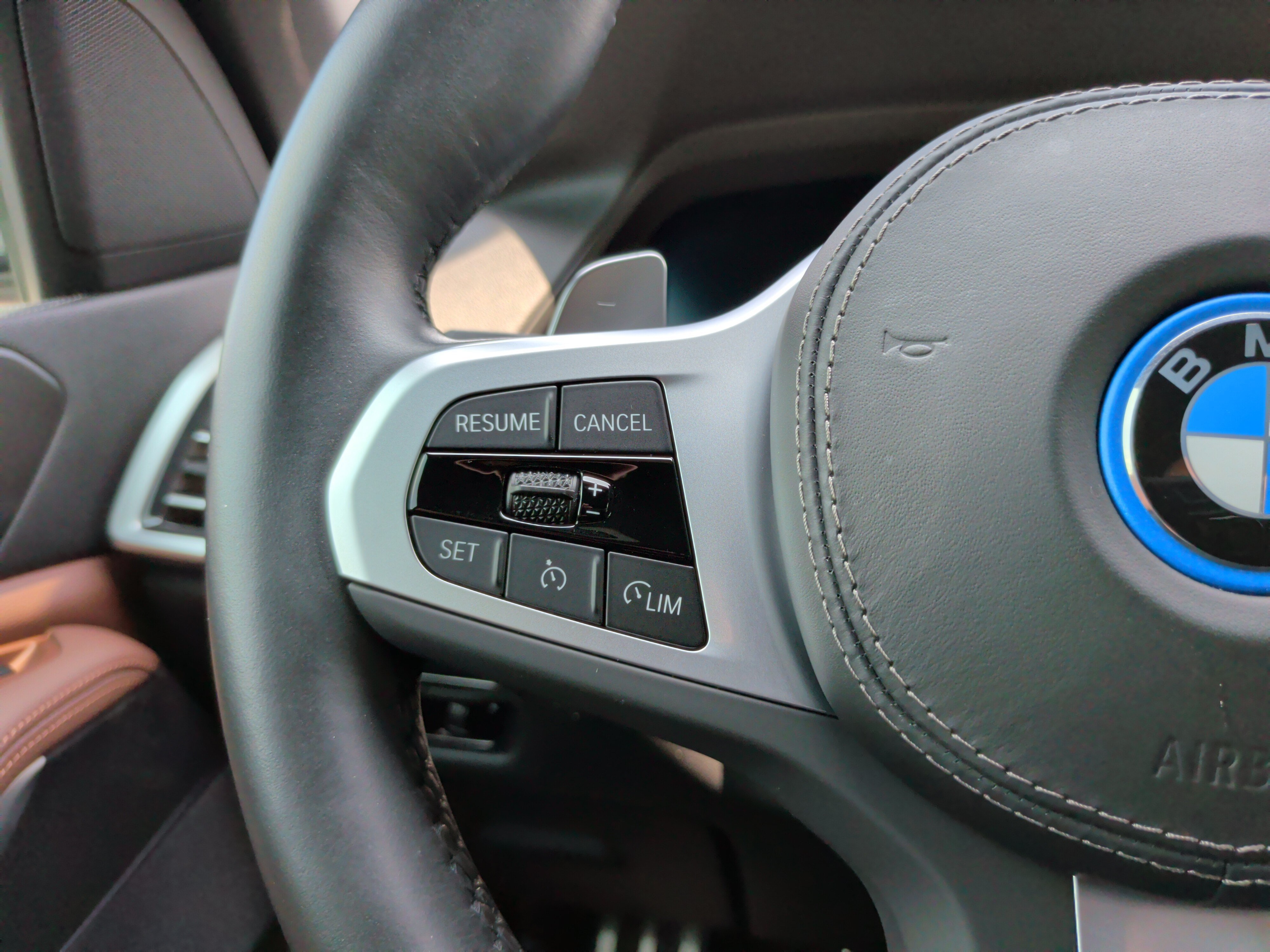 Used 2022 BMW X5 xDrive45e w/ M Sport Package AWD/4WD image 24