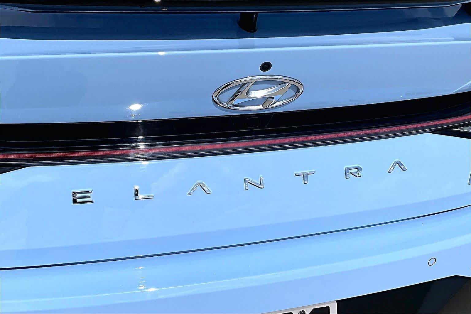 Certified 2023 Hyundai Elantra N FWD image 30