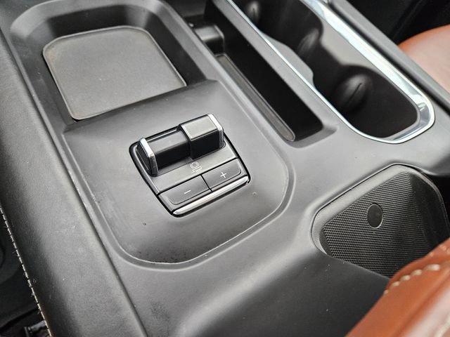 Used 2024 GMC Sierra 3500 Denali Ultimate AWD/4WD image 31