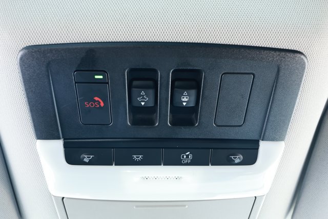 Used 2022 Nissan Pathfinder SL w/ SL Premium Package FWD image 20