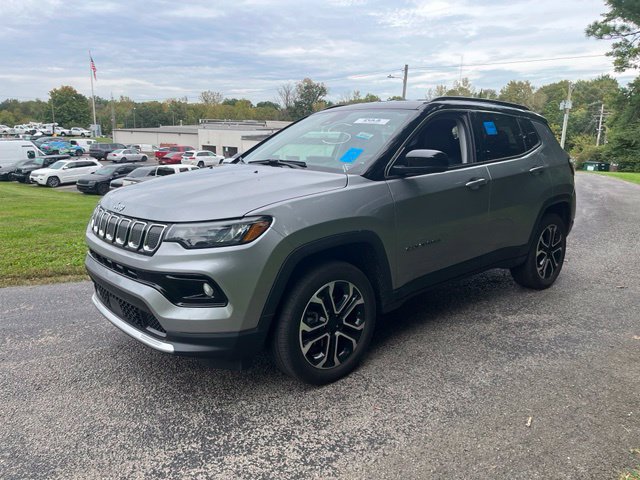 Certified 2022 Jeep Compass Limited AWD/4WD image 7