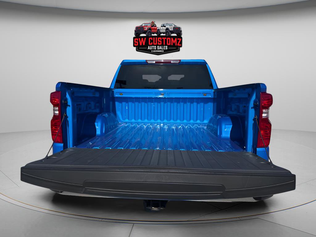 Used 2025 Chevrolet Silverado 1500 LT AWD/4WD image 16