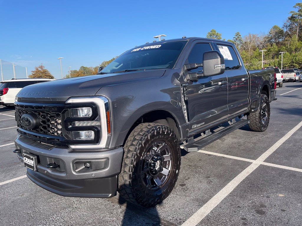 Certified 2025 Ford F250 Lariat w/ Lariat Ultimate Package AWD/4WD image 3
