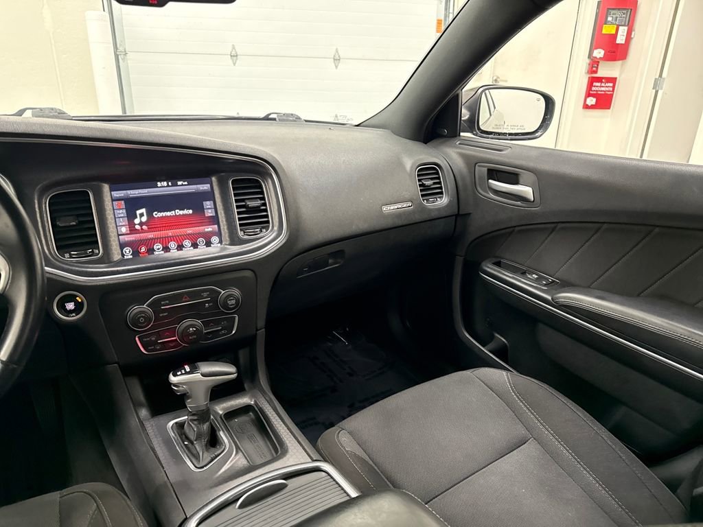 Used 2017 Dodge Charger R/T image 15
