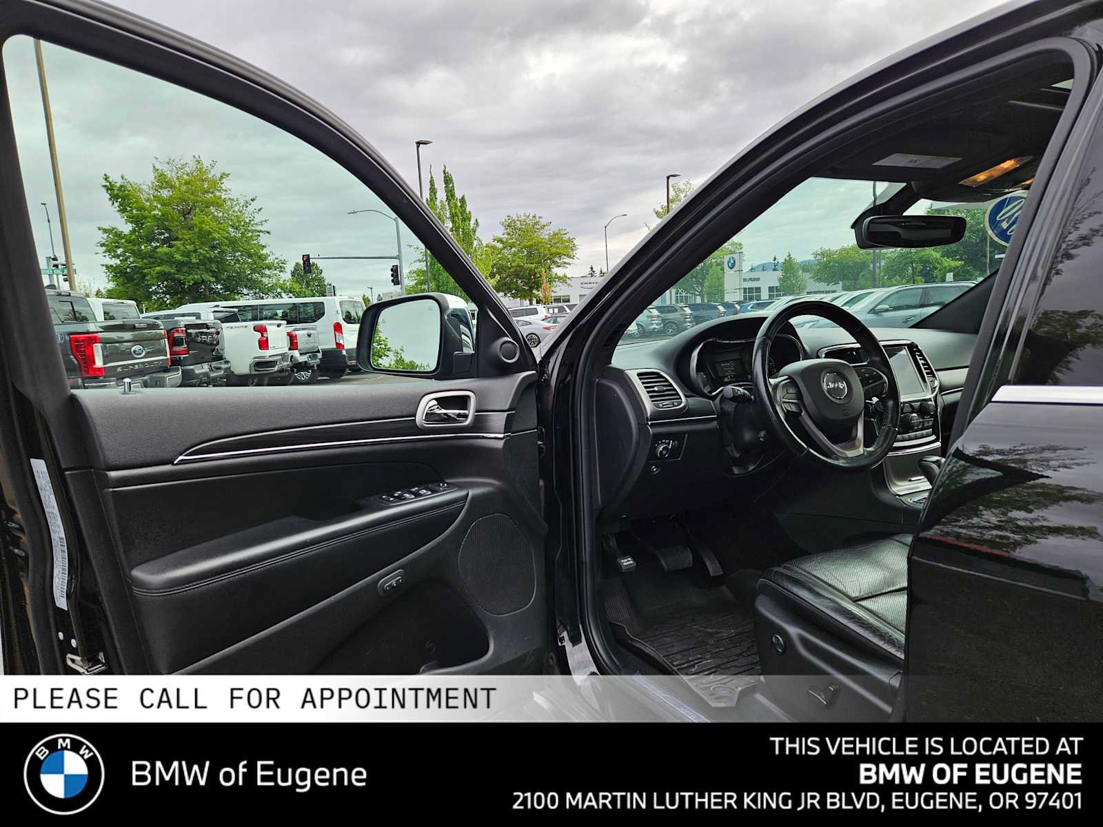 Used 2020 Jeep Grand Cherokee Limited w/ Luxury Group II AWD/4WD image 23