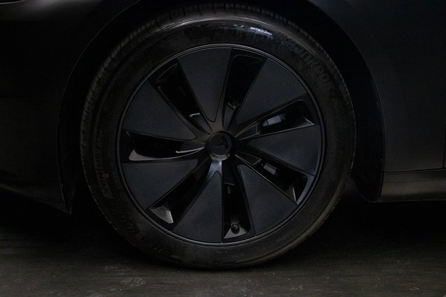 Used 2025 Tesla Model 3 Long Range image 7