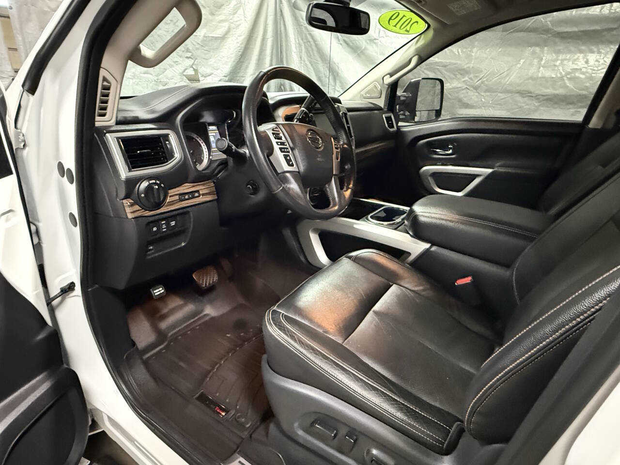 Used 2019 Nissan Titan SL w/ Texas Titan Edition image 17