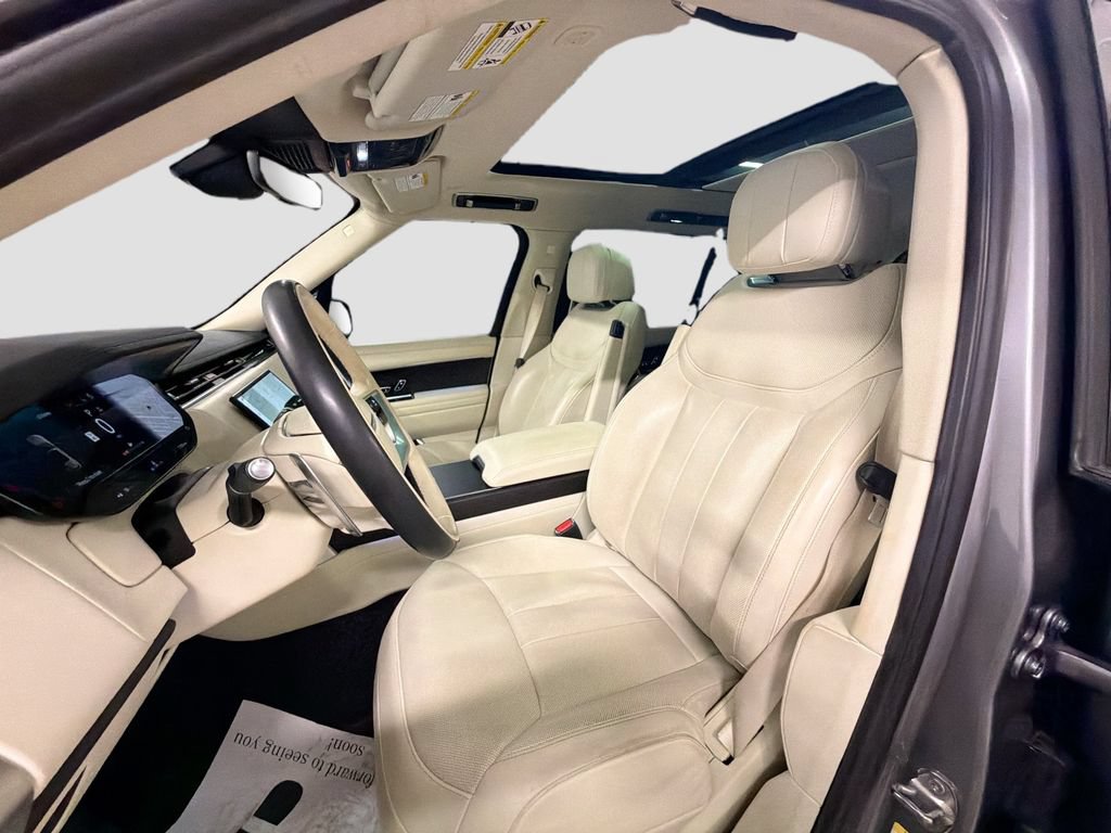 Certified 2023 Land Rover Range Rover Long Wheelbase SE AWD/4WD image 5
