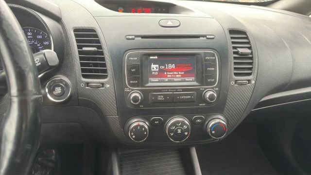 Used 2014 Kia Forte EX w/ Premium Package FWD image 14