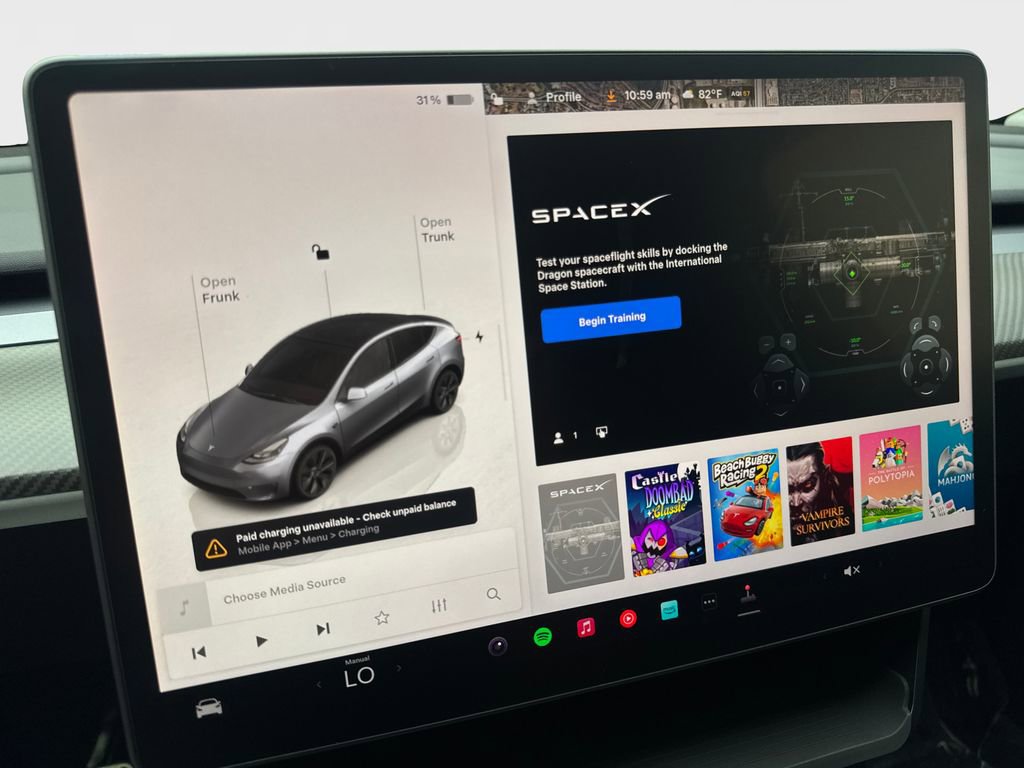 Used 2024 Tesla Model Y Long Range AWD/4WD image 64